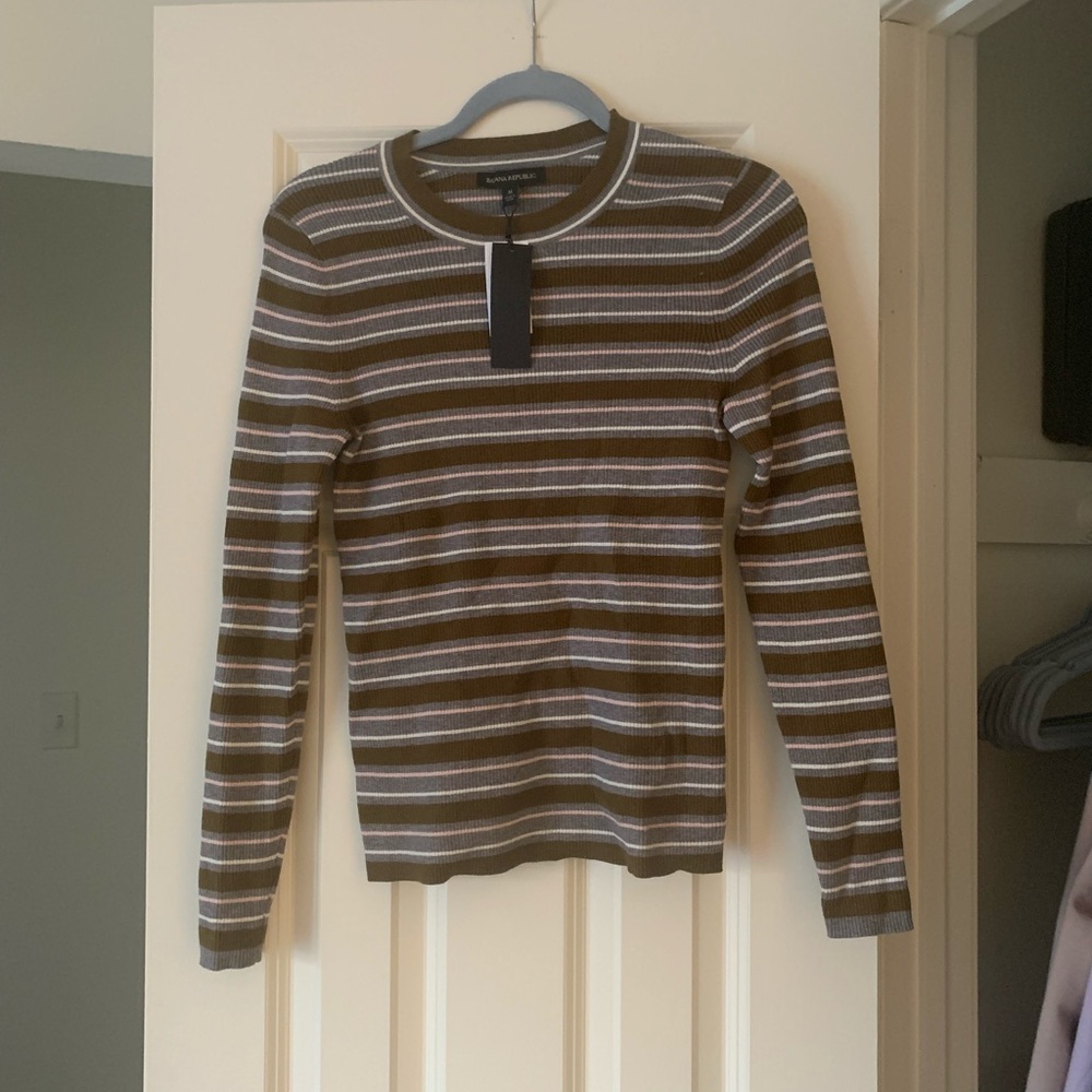 NWT Banana Republic Fitted Ribbed Sweater Top